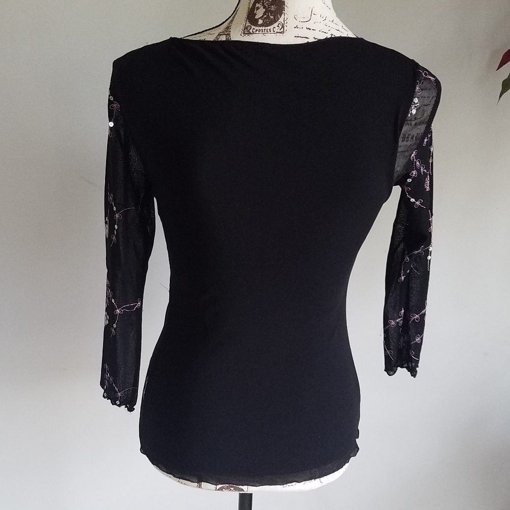 Cute sequined blouse - Picture 2 of 3